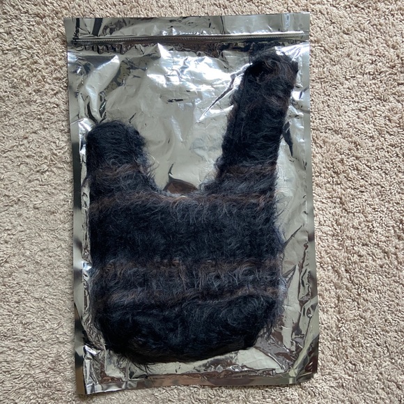 Yaito Mohair Knot Bag - Picture 3 of 4